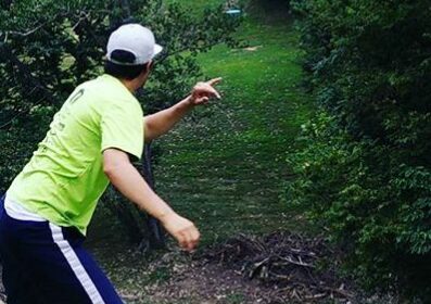 Disc Golf Tunnel Shot