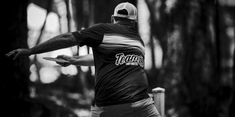 Dave Feldberg throwing