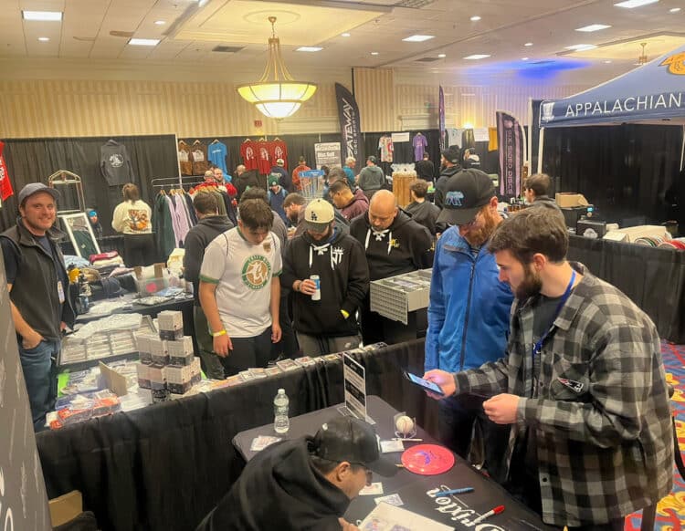 Brixton disc golf card vending